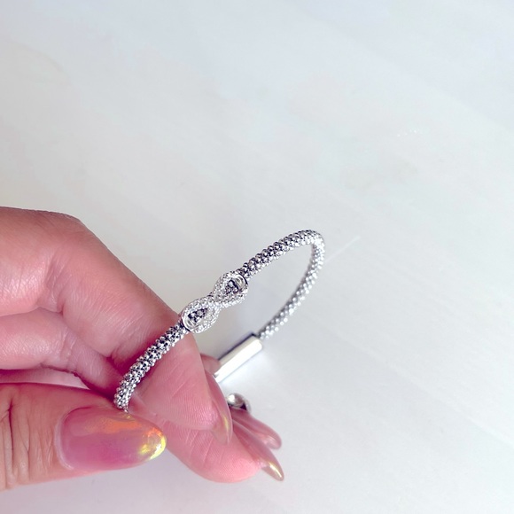 Authentic Links of London Silver Star Dust Infinity Bracelet bangle - Picture 3 of 6